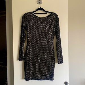 Guess Women’s Black Long Sleeve Metallic Sequin Open Back Mini Dress Size Small